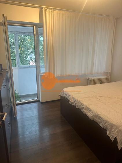 Apartament 3 camere -Zona Domenii