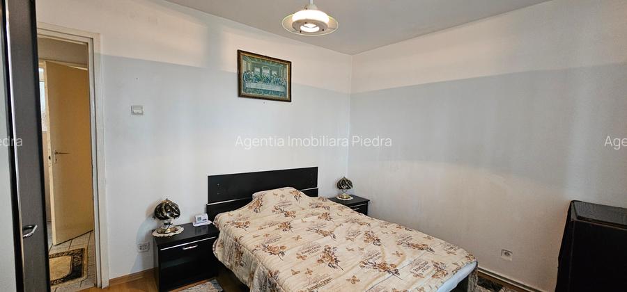 Vand apartament de 2 camere, circular(decomandat)cf 1,situat pe str.Rahovei - 5
