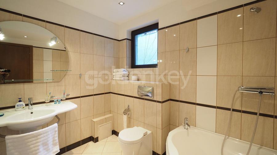 Penthouse premium cu 5 camere | gradina pe acoperis | vedere libera