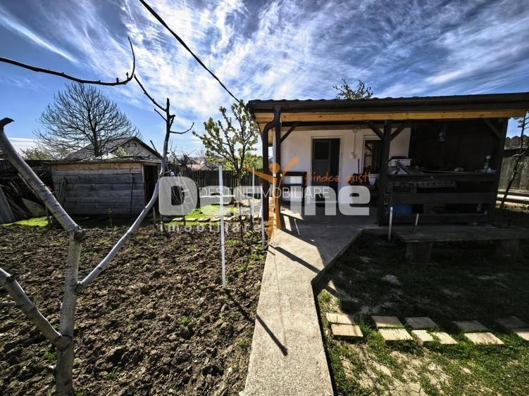 Casă 4 camere și 720 mp teren + beci și anexe - 5