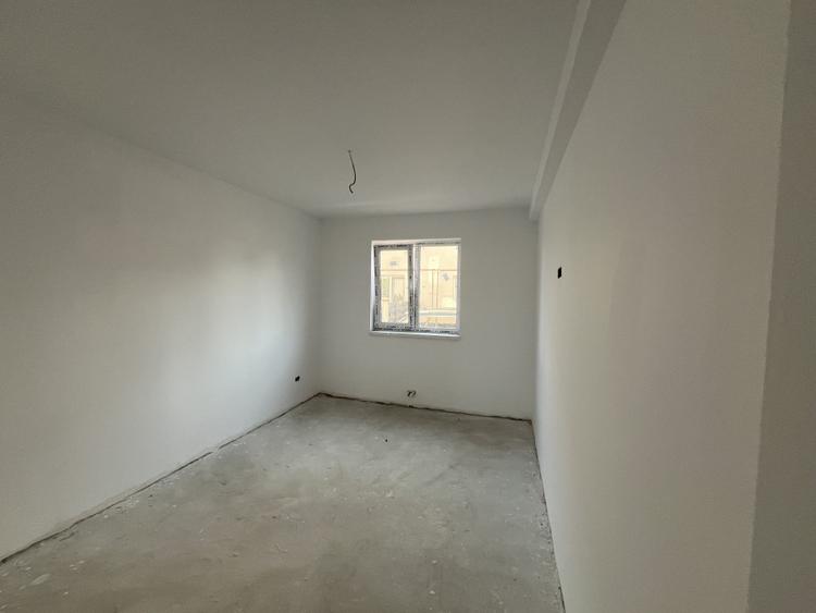 Oportunitate! Vila tip duplex P+1, 5 camere, Valu lui Taian!