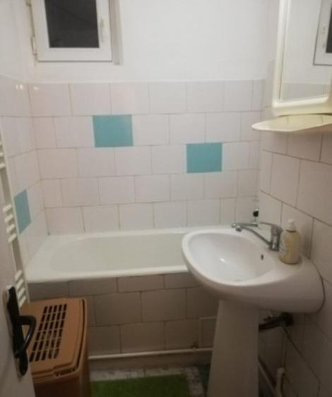 Apartament 3 Camere Decomandat | Etaj 1 | Piața Centrală