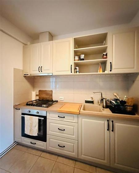 Chirie - 3 Camere - 2 Balcoane -  AC - Parcare - Brasovul Vechi