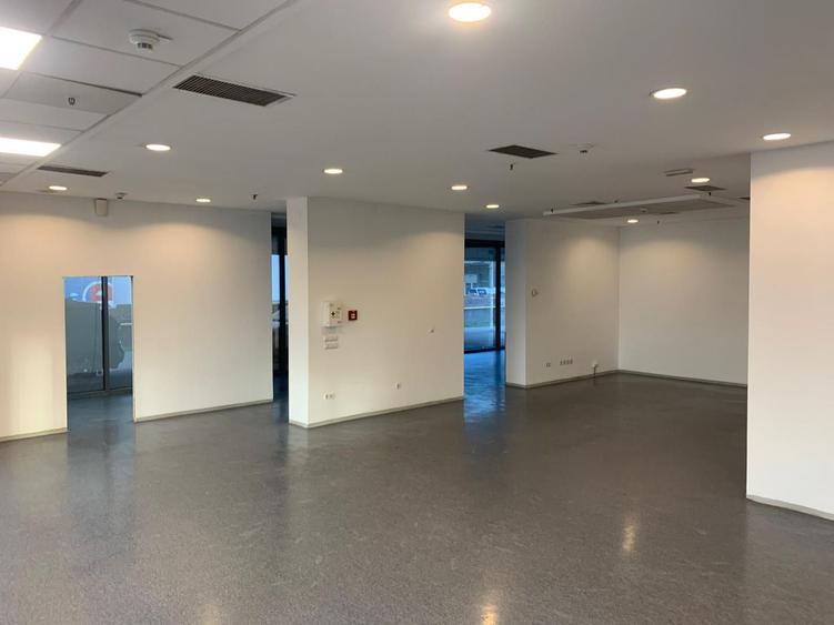 Spațiu comercial de închiriat – Parter | 686 mp