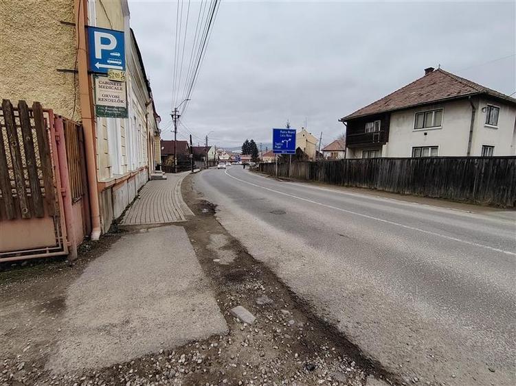 Imobil comercial (Gheorgheni, str. Gabor Aron nr. 8)