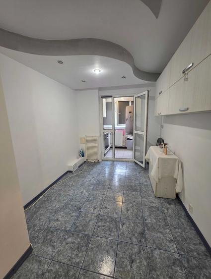 3 camere petfriendly cu loc de parcare in Dristor