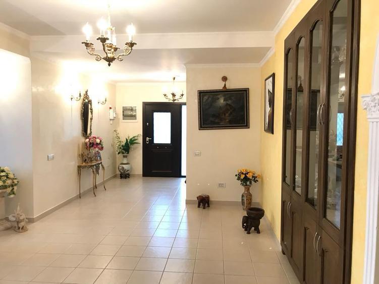 Snagov/Ciofliceni, arta, lemnul și lumina – o vilă care spune o poveste