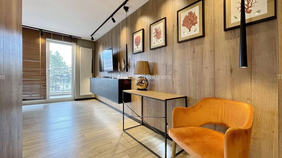 Design Exclusivist - 25