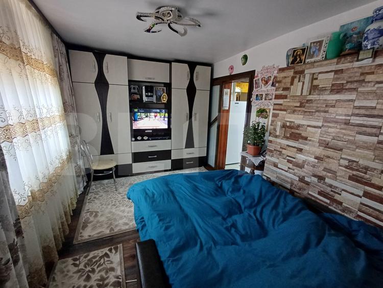 Casă de vânzare cu anexe, 35 ari teren, Adancata