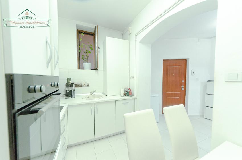 Apartament spatios cu 3 camere +garsoniera separata, zona Ultracentrală, Arad