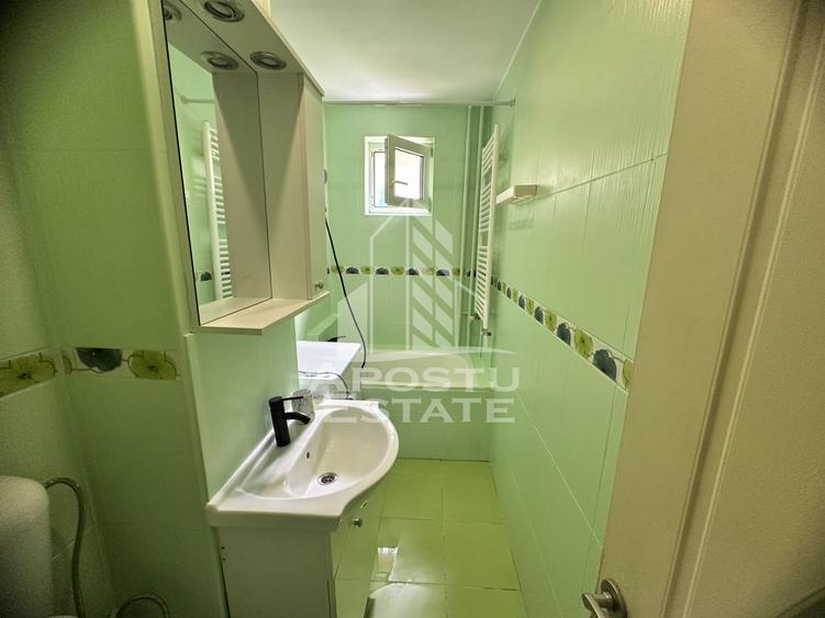 Apartament cu 2 camere, zona Girocului, 42 mp, Centrala proprie
