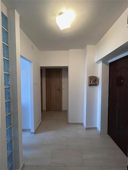 Royal Imobiliare - Inchiriere Apartament zona Ultracentrala
