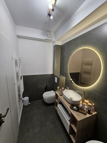 Apartament lux 3 camere decomandat pe 2 etaje,, zona  Rezidentiala Centru