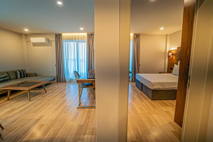 Apartament 4 camere cu vedere la mare si lac - Aviatorii Residence