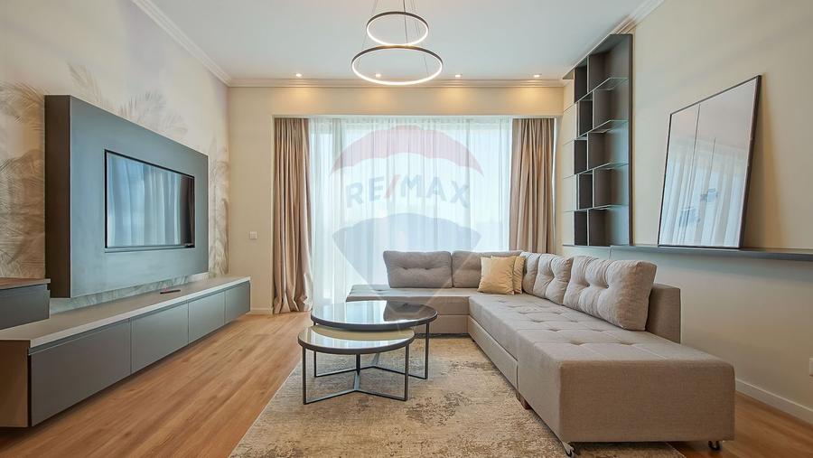 Apartament premium 2 camere de închiriat ONE66 | Vedere Tâmpa