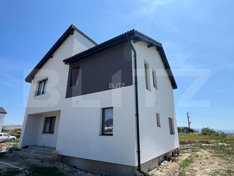 Casă nouă cu design modern, 4 camere cu potențial imens de personalizare - 2