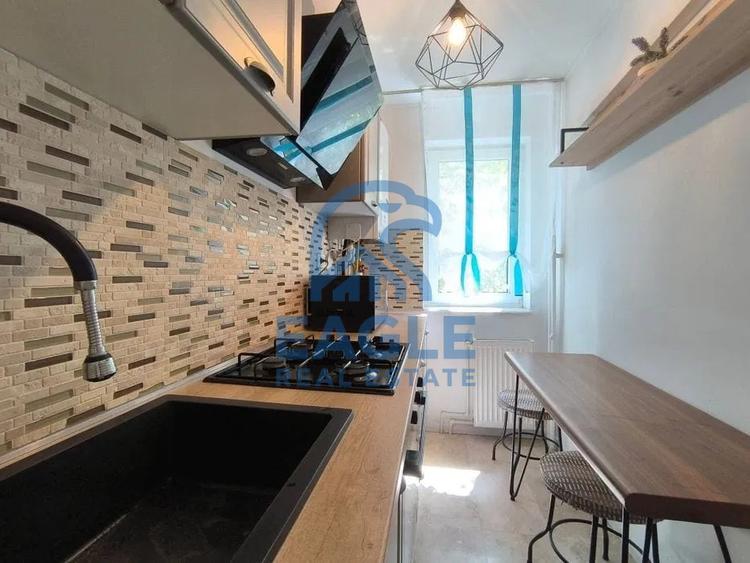 Brotacei - 2 Camere renovat modern cu balcon pe termen lung
