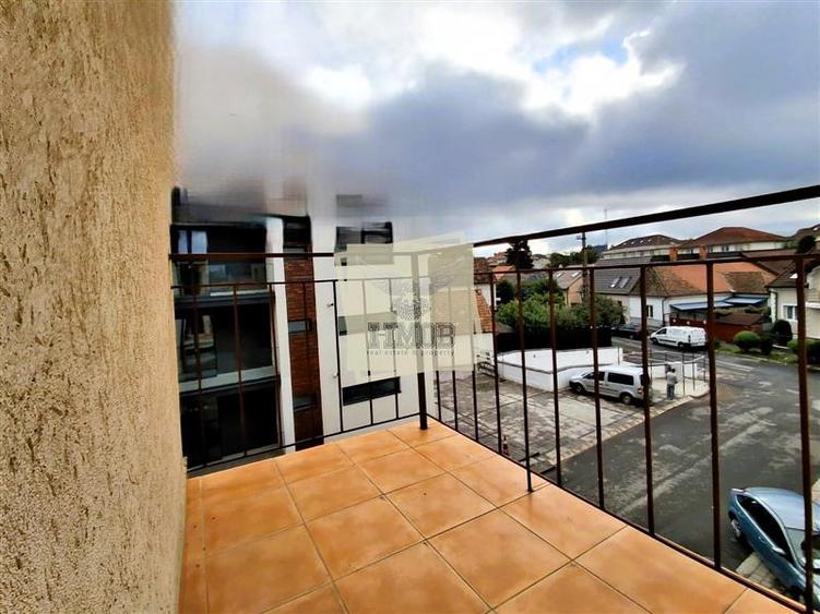 Apartament cu 3 Camere 82 Mpu 2 Bai 3 Balcoane Terezian