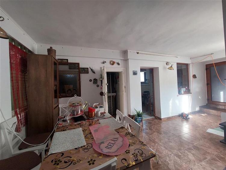 Casa pentru locuit sau afacere, zona Vlaicu