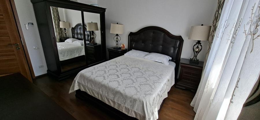 Apartament mobilat si utilat cu 2 locuri de parcare