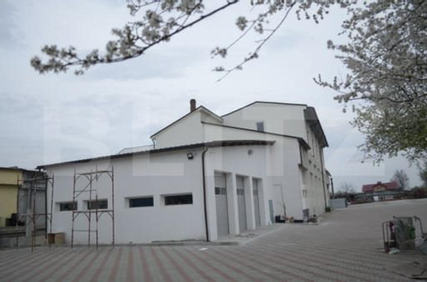 Spatiu industrial, 1890 mp + teren 10450 mp, zona Burdujeni