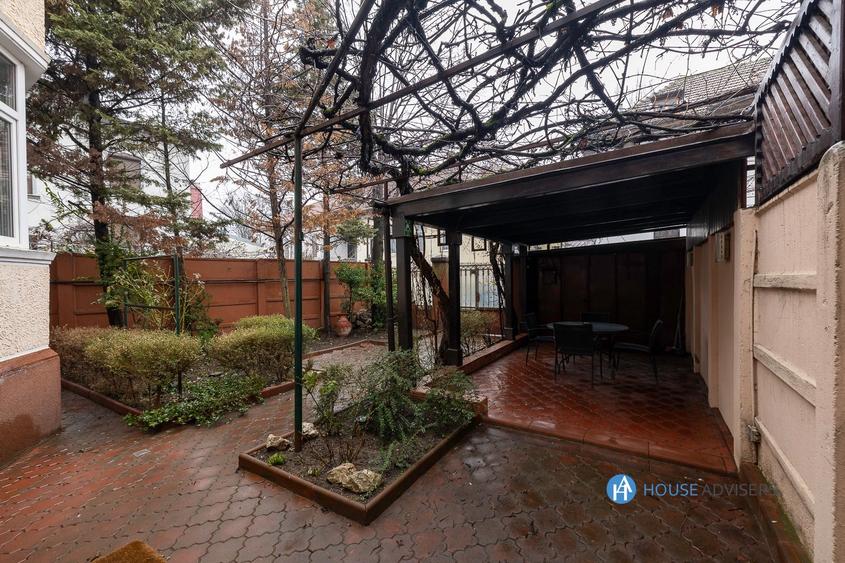 Inchiriere casa 5 camere Romana