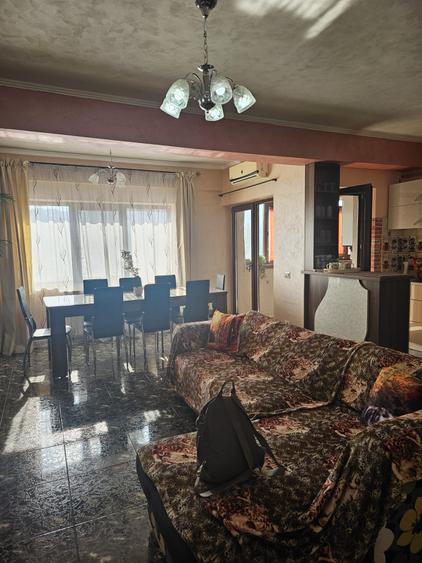 INCHIRIERE 3 CAMERE - CAMPUS