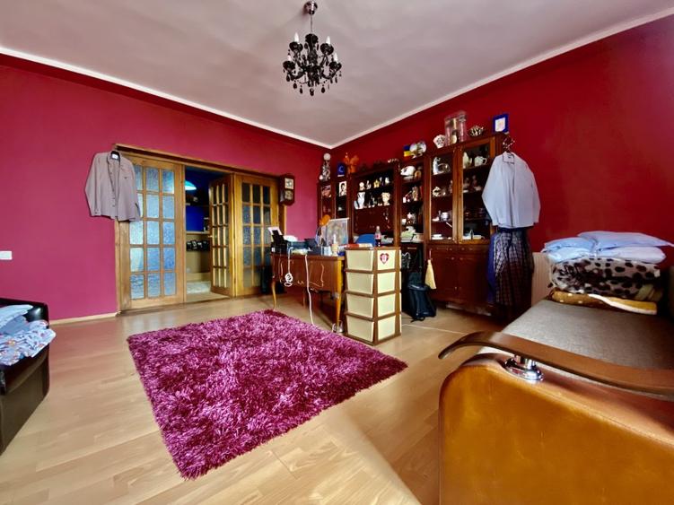 Descopera o noua locație ( 547 mp, teren 247 mp), zona centrală