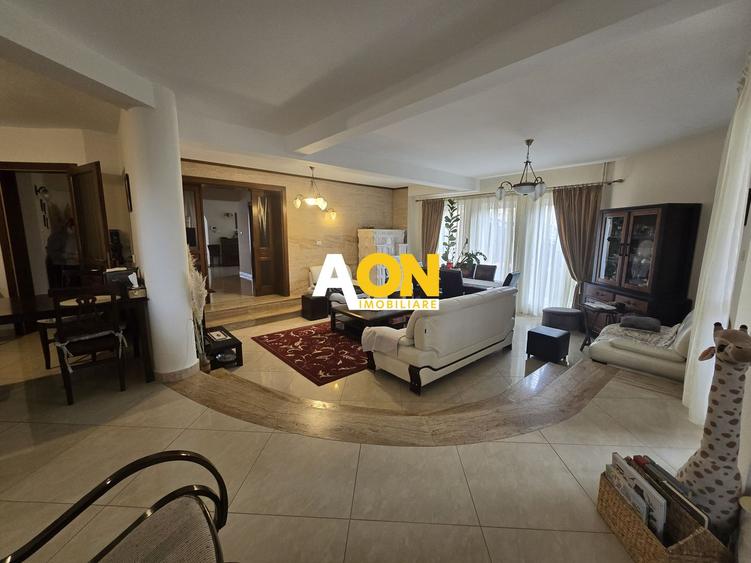 Casa Individuala Zona Cetate 1100mp Teren, 490mp Utili