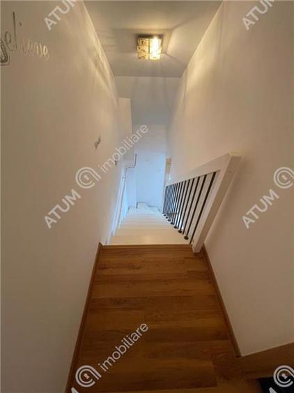 Apartament 4 camere decomandate si balcon in zona Strand din Sibiu