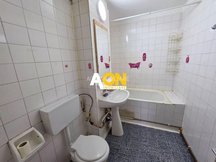 Apartament 2 camere, etaj 1, decomandat, 57 mp utili, 2 balcoane, boxa - 8