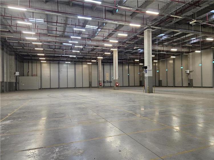Spatii Industriale - 5000 mp - Logistica - Depozitare - Productie