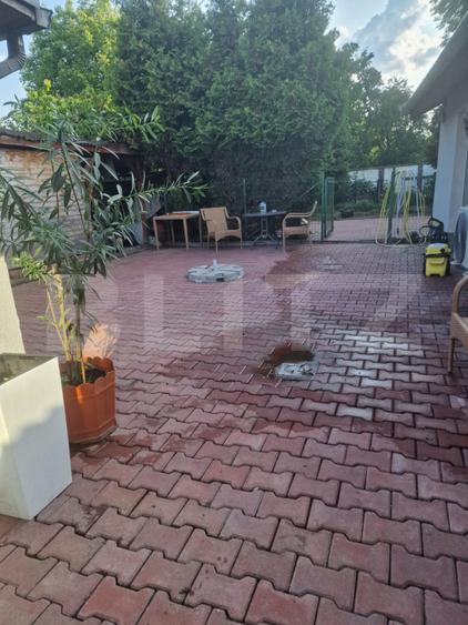 Saptiu comercial de vanzare, 700 mp, zona Unirii
