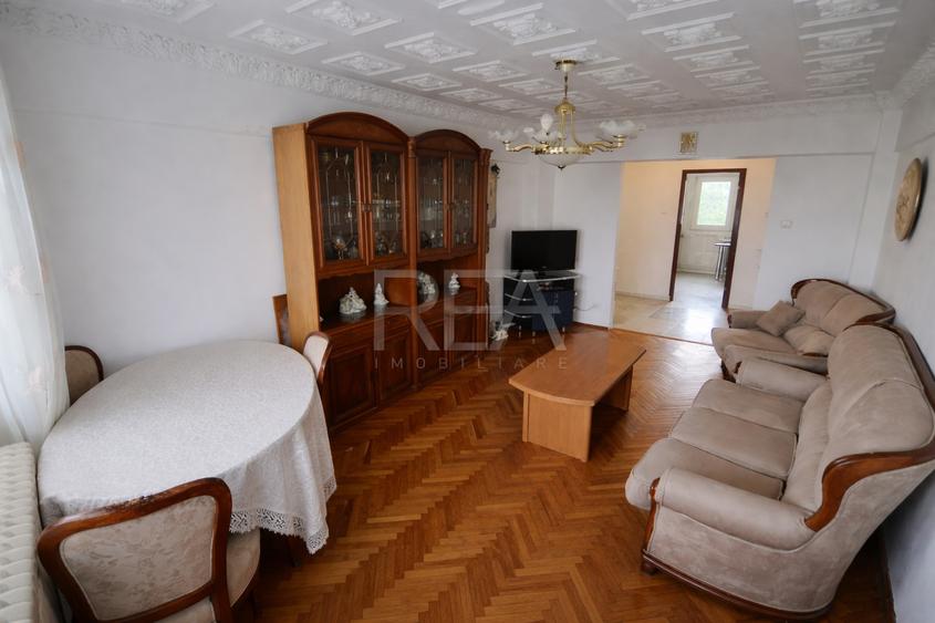 4 camere Chișinău decomandat,centrală,et. 5,an 1981,105 mp