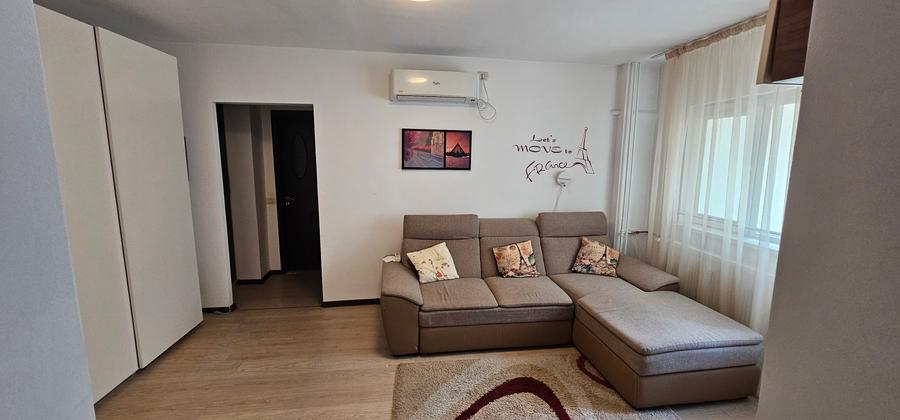 Închiriere- 4 camere - Stefan cel Mare - Lizeanu