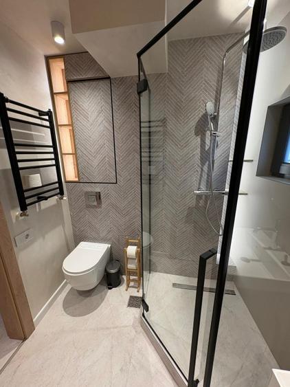 Apartament 3 camere de închiriat ultracentral Râmnicu Vâlcea – prima inchiriere