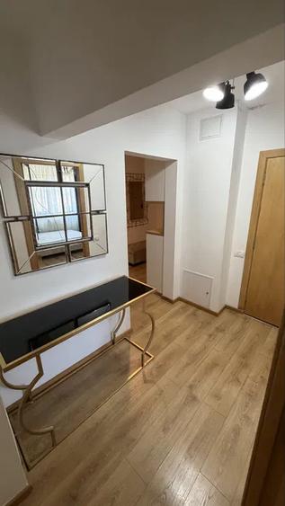 Apartament 3 camere, decomandat, 65 mp, centrala, ac, parcare, Vitan Mall