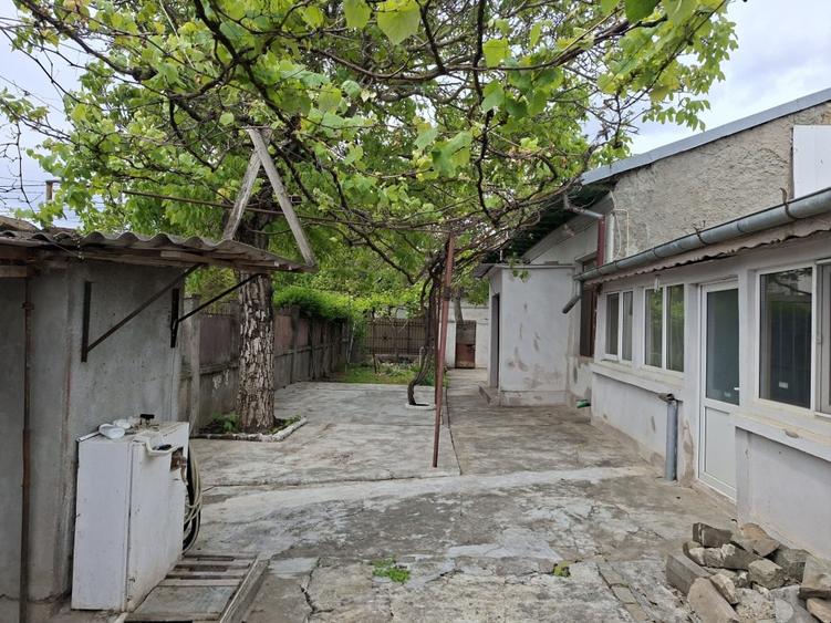 Teren pe colț 317 mp | Casă cărămidă Zona 0 Brăila