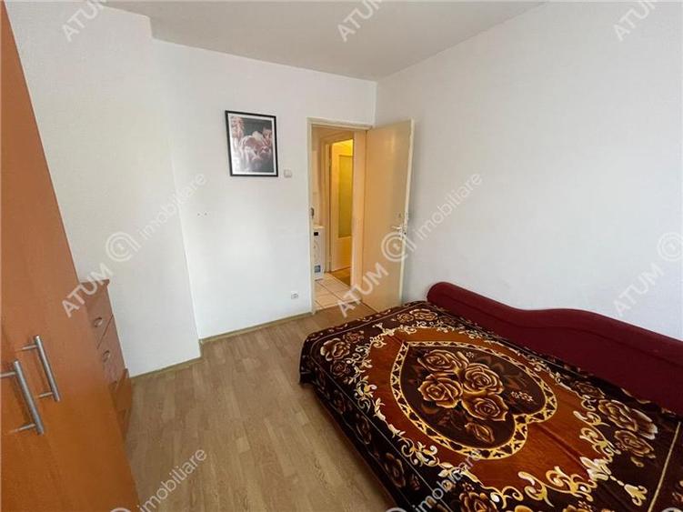 Apartament 3 camere si balcon in zona Ciresica din Sibiu
