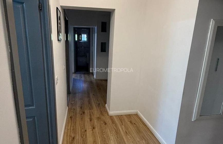 Apartament 3 camere cu terasa mare si vedere la parcul  Tei - 8