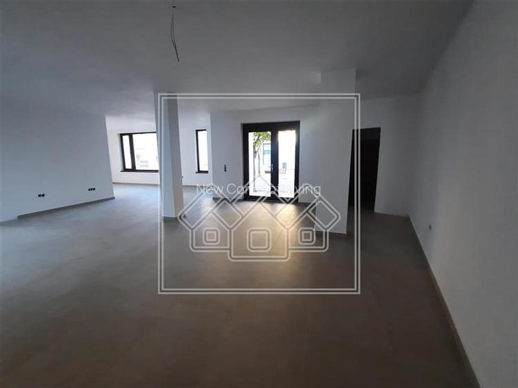 Spatiu comercial nou, modern, 81 mp utili, zona Piata Cluj - 4