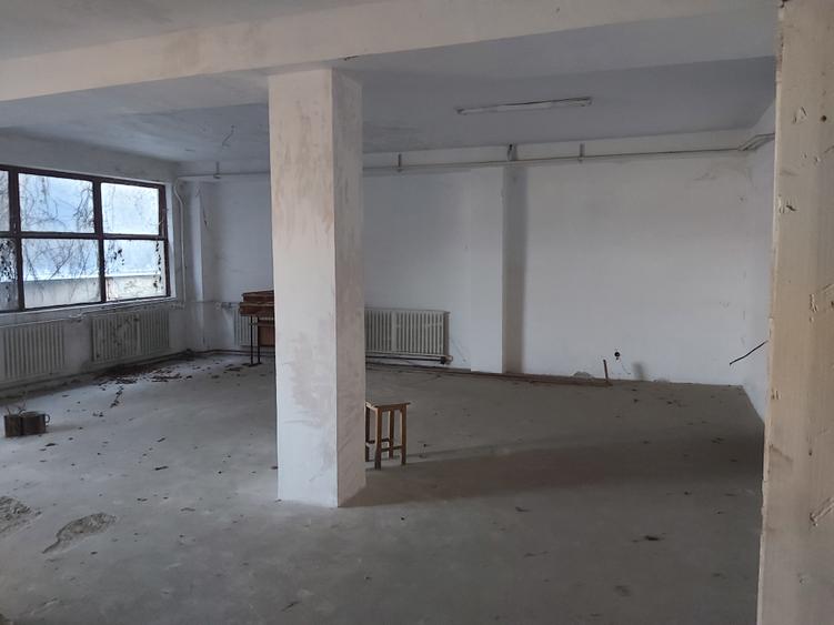Clădire birouri P+1 de vânzare – Zona Industrială Abator Schela