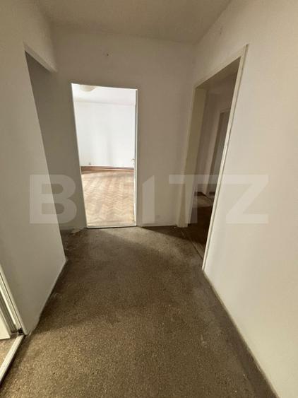 Apartament cu 3 camere, 62 mp, zona Vest - Nicolae Iorga