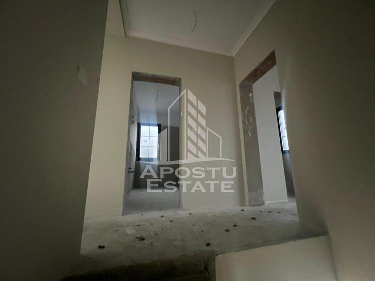 Duplex deosebit Dumbravita- spre pădure zona centrala