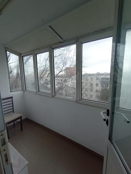 Termen lung, 2 camere semidecomandat,  curat, utilat.  - 4