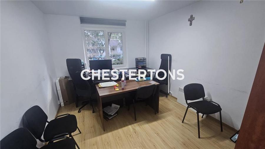 Spatiu renovat 4 camere renovat pentru office 12 minute de metrou Crangasi - 3