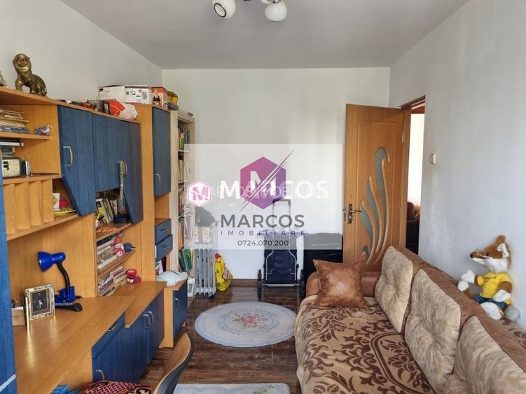Apartament 2 camere decomandat, et.2, Central, ID 937 - 2
