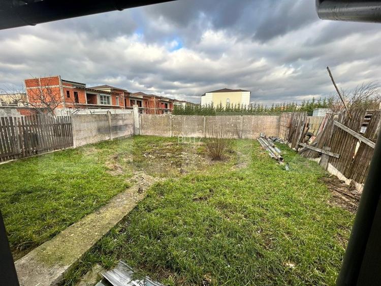 Casa de vanzare  , 258 mp  utili + 418 teren, zona Closca - 18