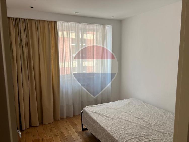 INCHIRIERE Apartament cu 3 camere in zona Nordului