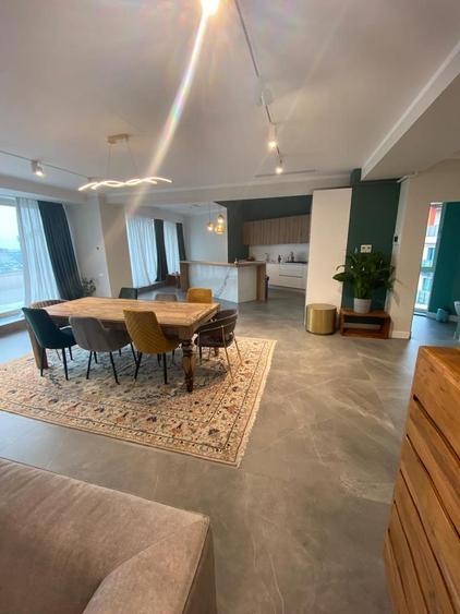 Penthouse pe 2 etaje lângă Herastrau,2 terase,2locuri de parcare